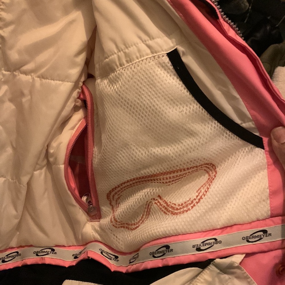 Brand New unused Obermeyer ski jacket Ladies 4 pink w/ white accents. No tags. - Picture 7 of 8